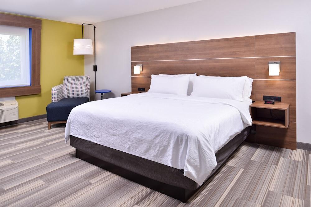 Holiday Inn Express Hotel & Suites Elgin By Ihg Bagian luar foto