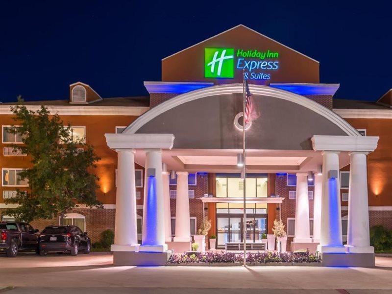Holiday Inn Express Hotel & Suites Elgin By Ihg Bagian luar foto