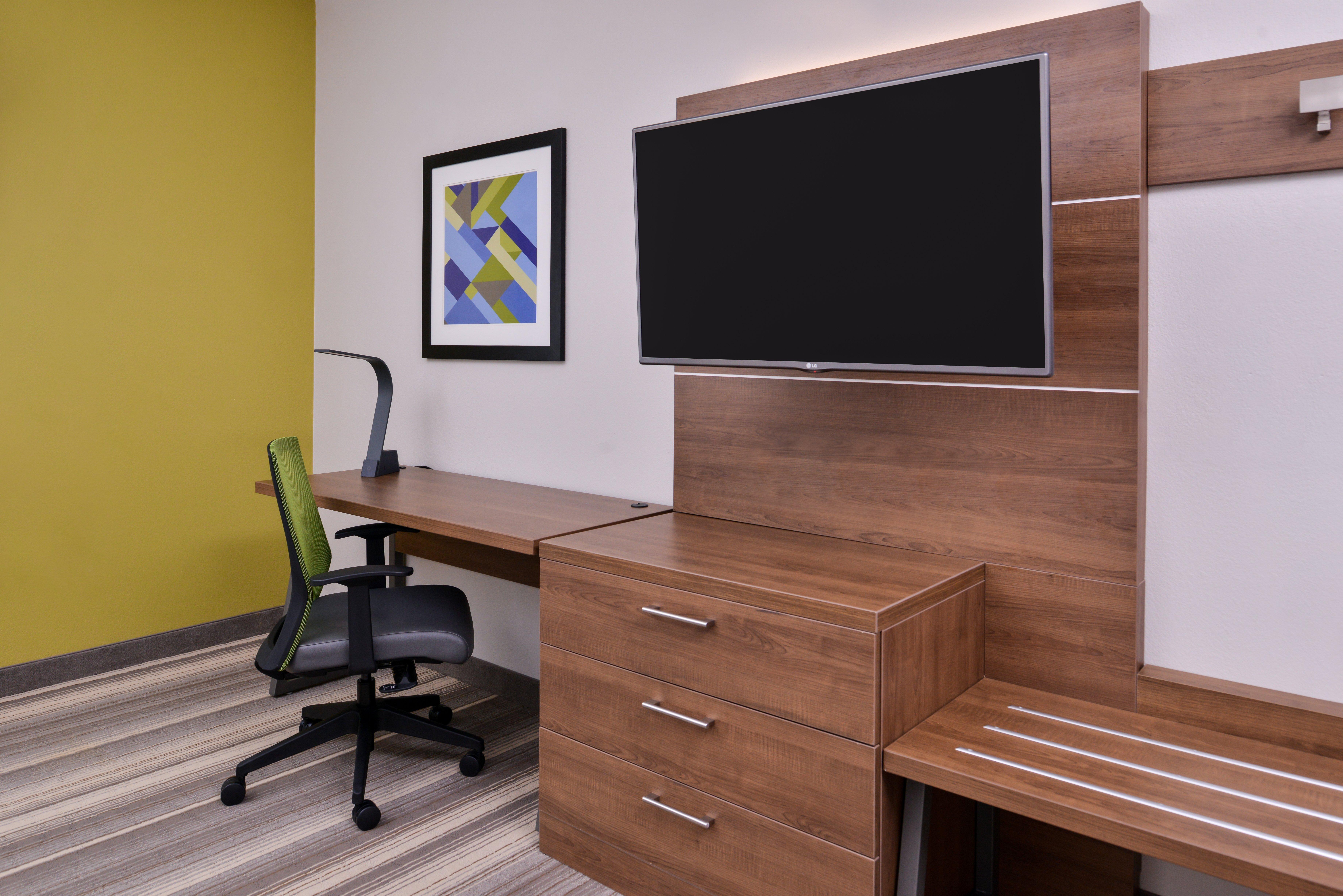 Holiday Inn Express Hotel & Suites Elgin By Ihg Bagian luar foto